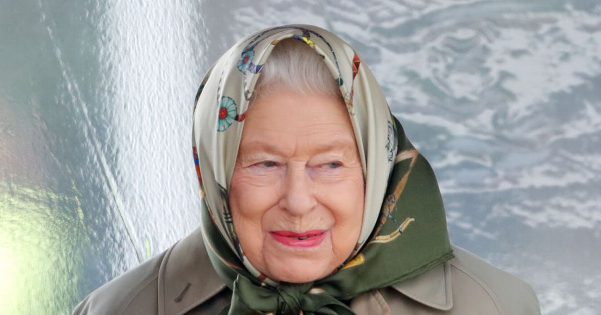 The Queen cancels planned stay at Sandringham over Christmas due to COVID safety fears
