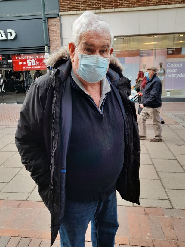 Sainsbury’s and Iceland shoppers in Chatham split over facemask wearing post-Plan B