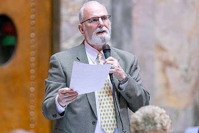 State Sen. Phil Fortunato defies COVID-19 rules, gets kicked out