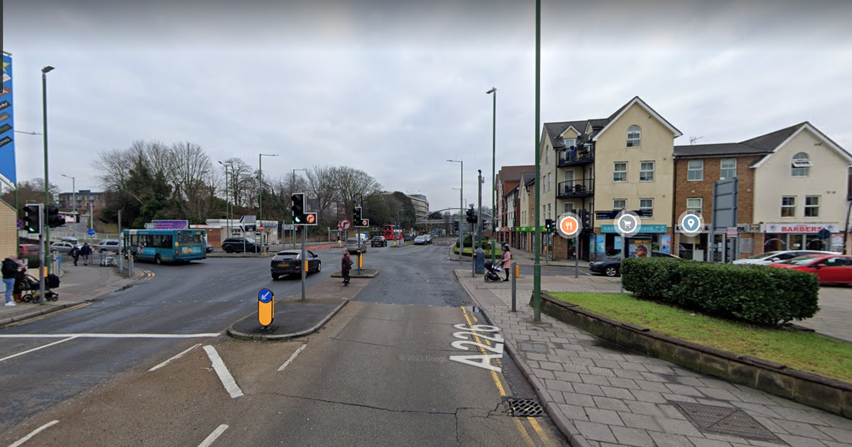 A226 Westgate Road in Dartford closed due to collision – latest updates