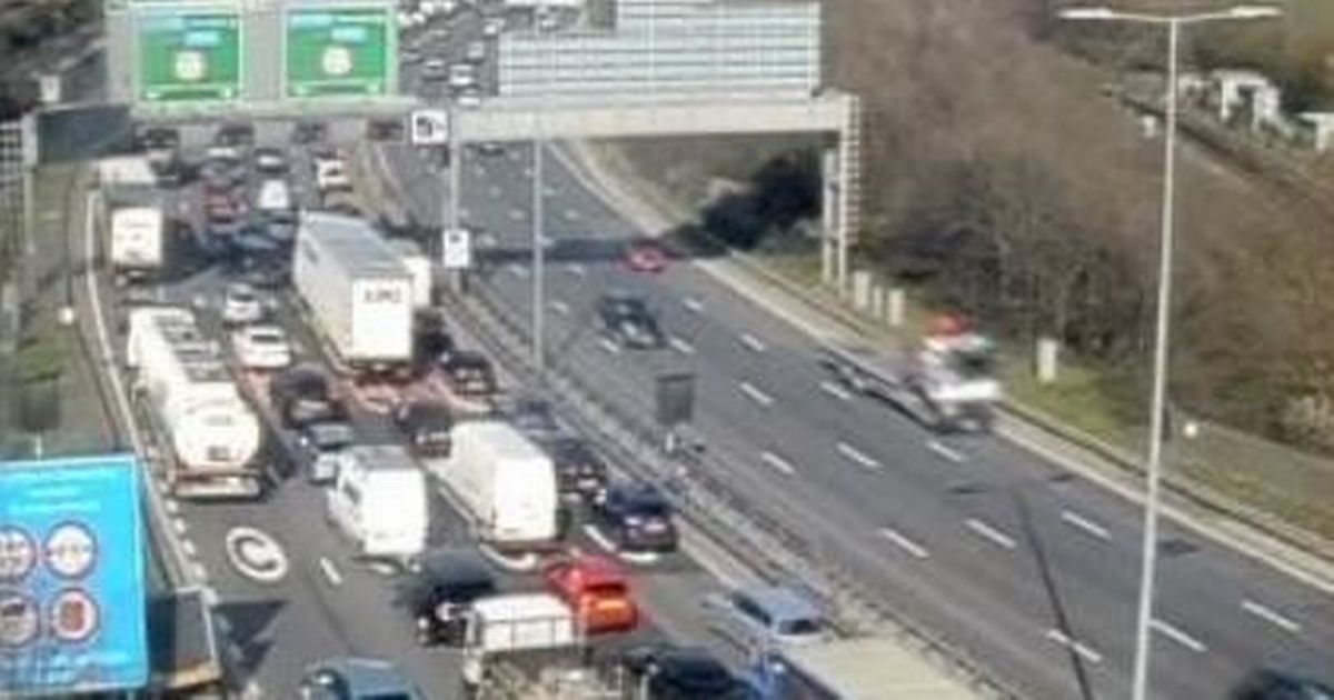 Police attend M25 Dartford Tunnel after ‘woman walking in carriageway’