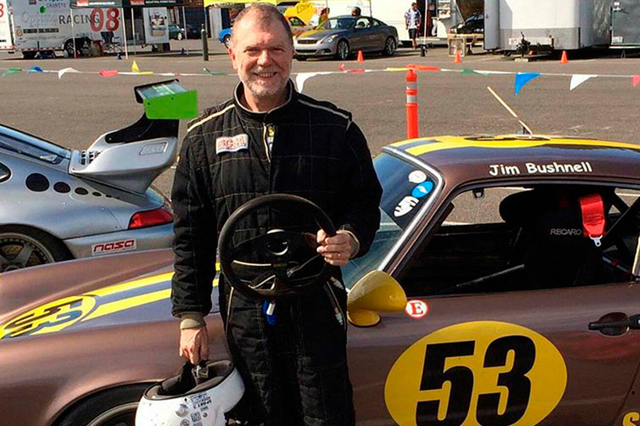 Vintage car racing season ends suddenly in Kent for Seattle driver